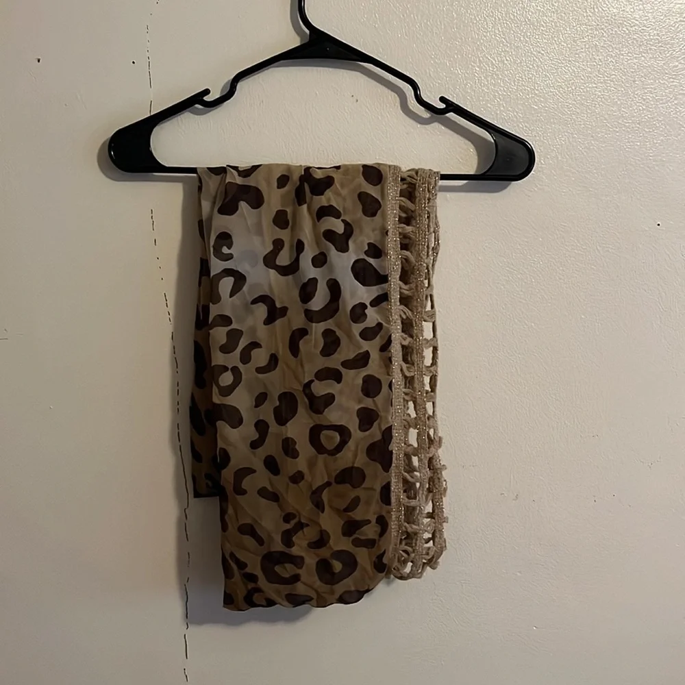 Infiniti Scarf - Picture 1 of 4